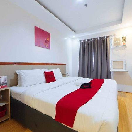 RedDoorz Plus near SM Lanang Davao Zewnętrze zdjęcie