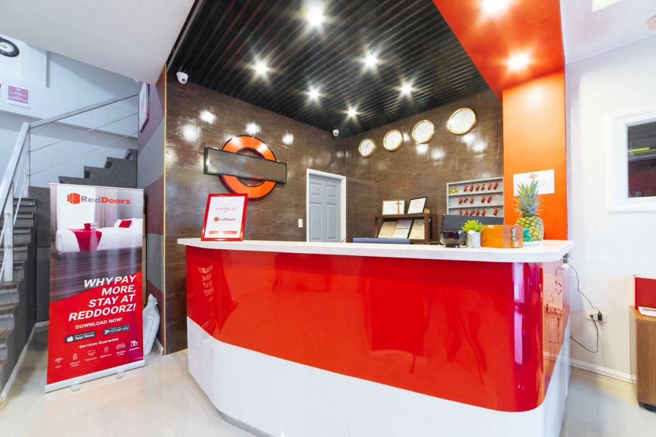 RedDoorz Plus near SM Lanang Davao Zewnętrze zdjęcie