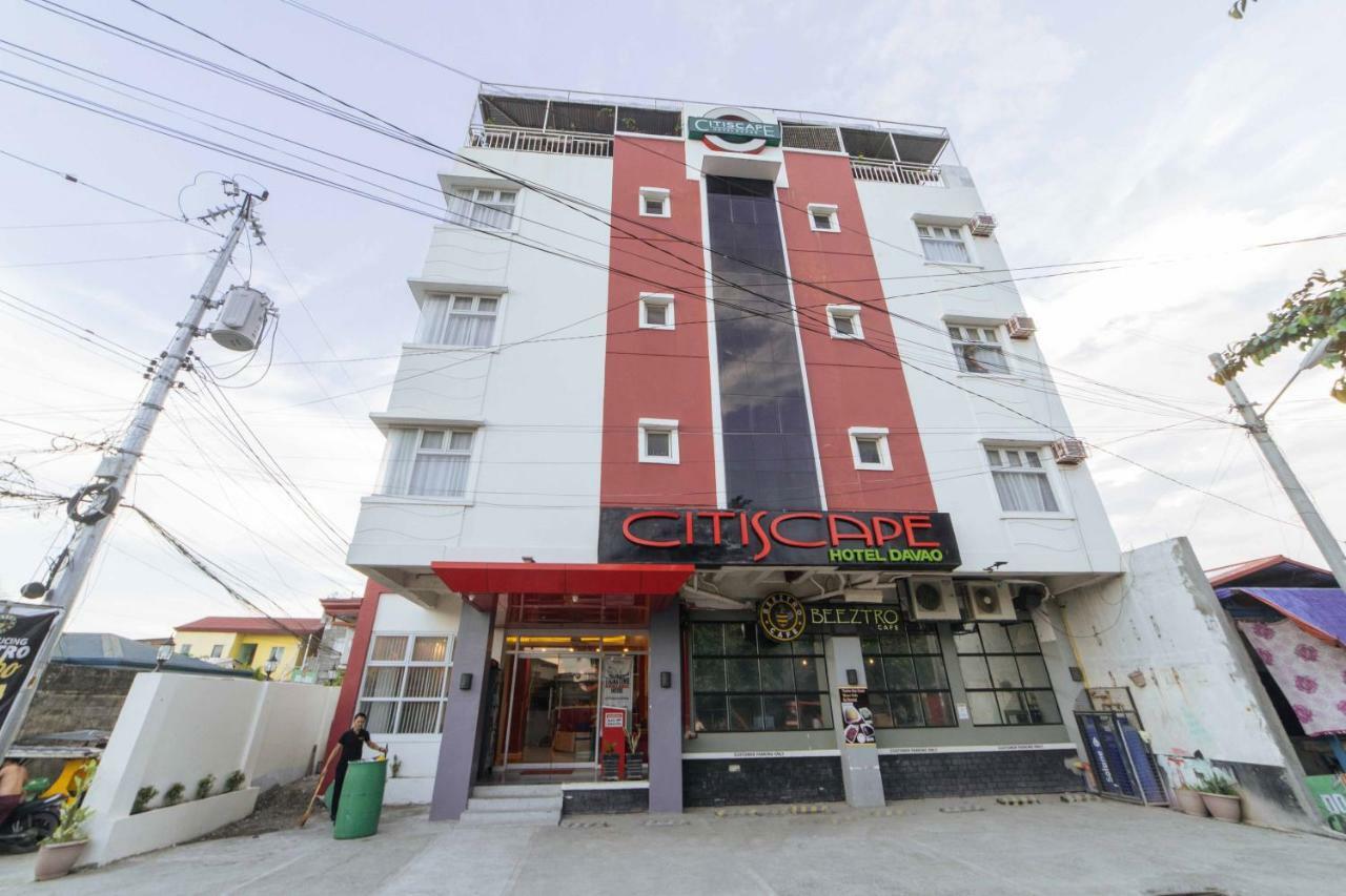 RedDoorz Plus near SM Lanang Davao Zewnętrze zdjęcie