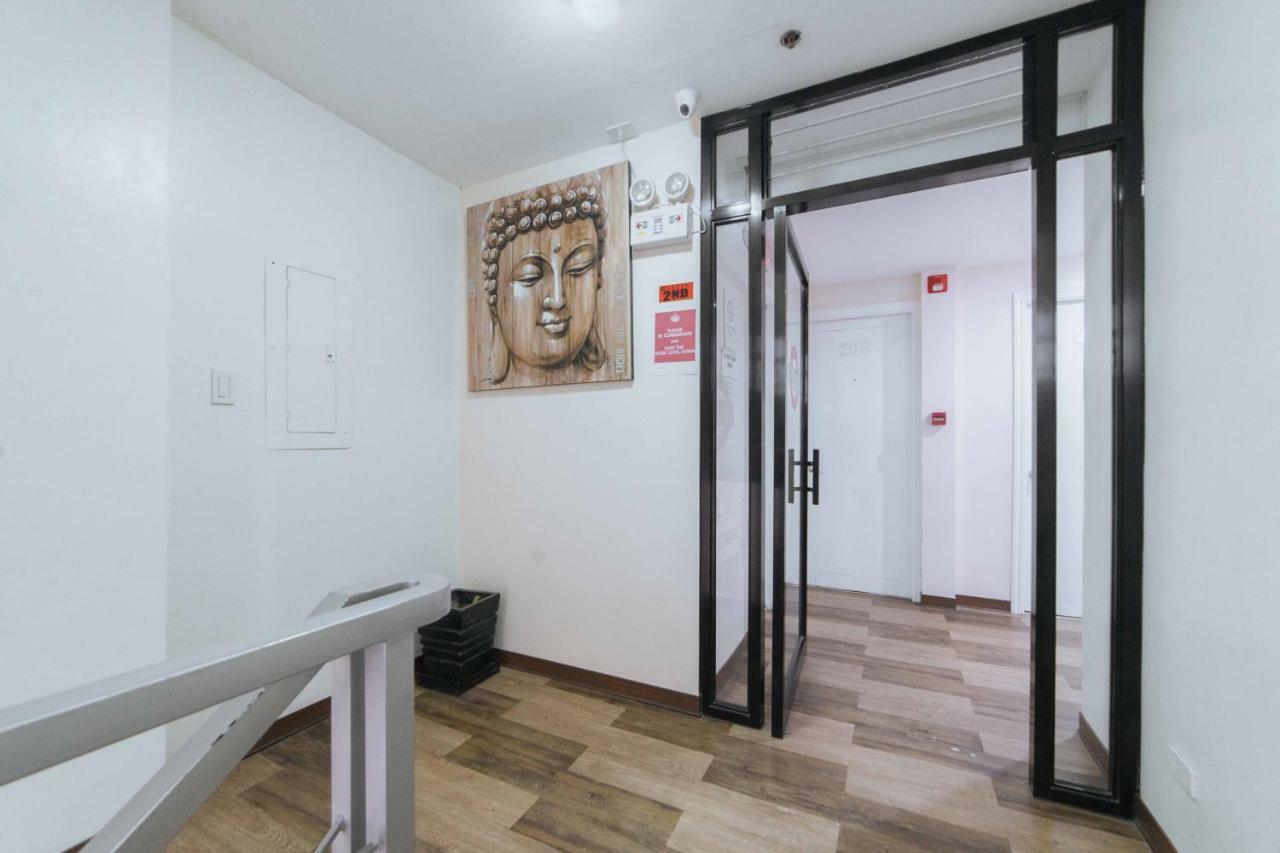 RedDoorz Plus near SM Lanang Davao Zewnętrze zdjęcie