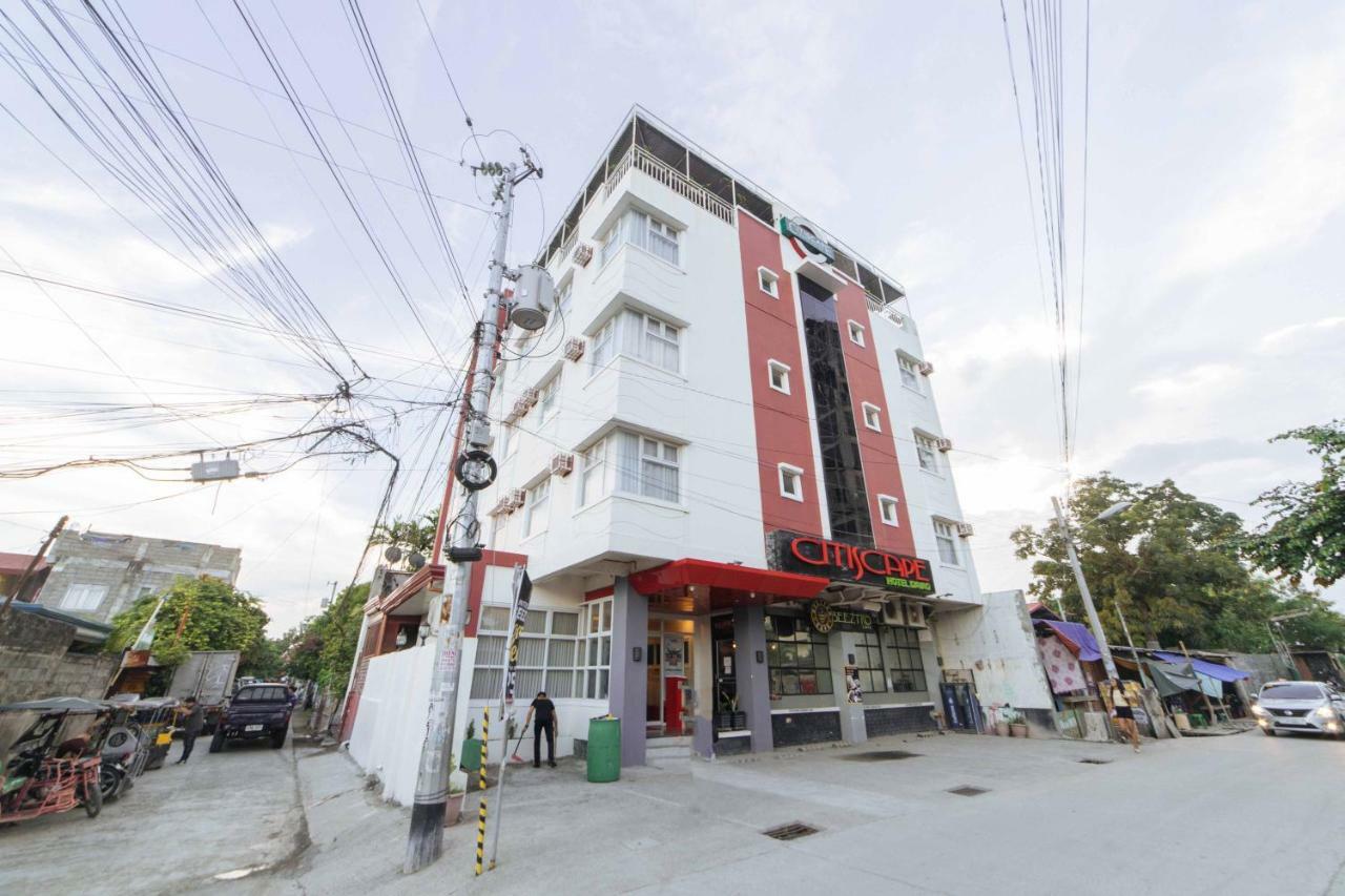 RedDoorz Plus near SM Lanang Davao Zewnętrze zdjęcie